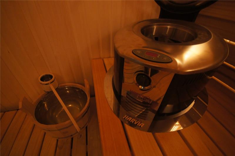 Электрическая печь Harvia Forte AF9 black с выносной панелью управления фотография