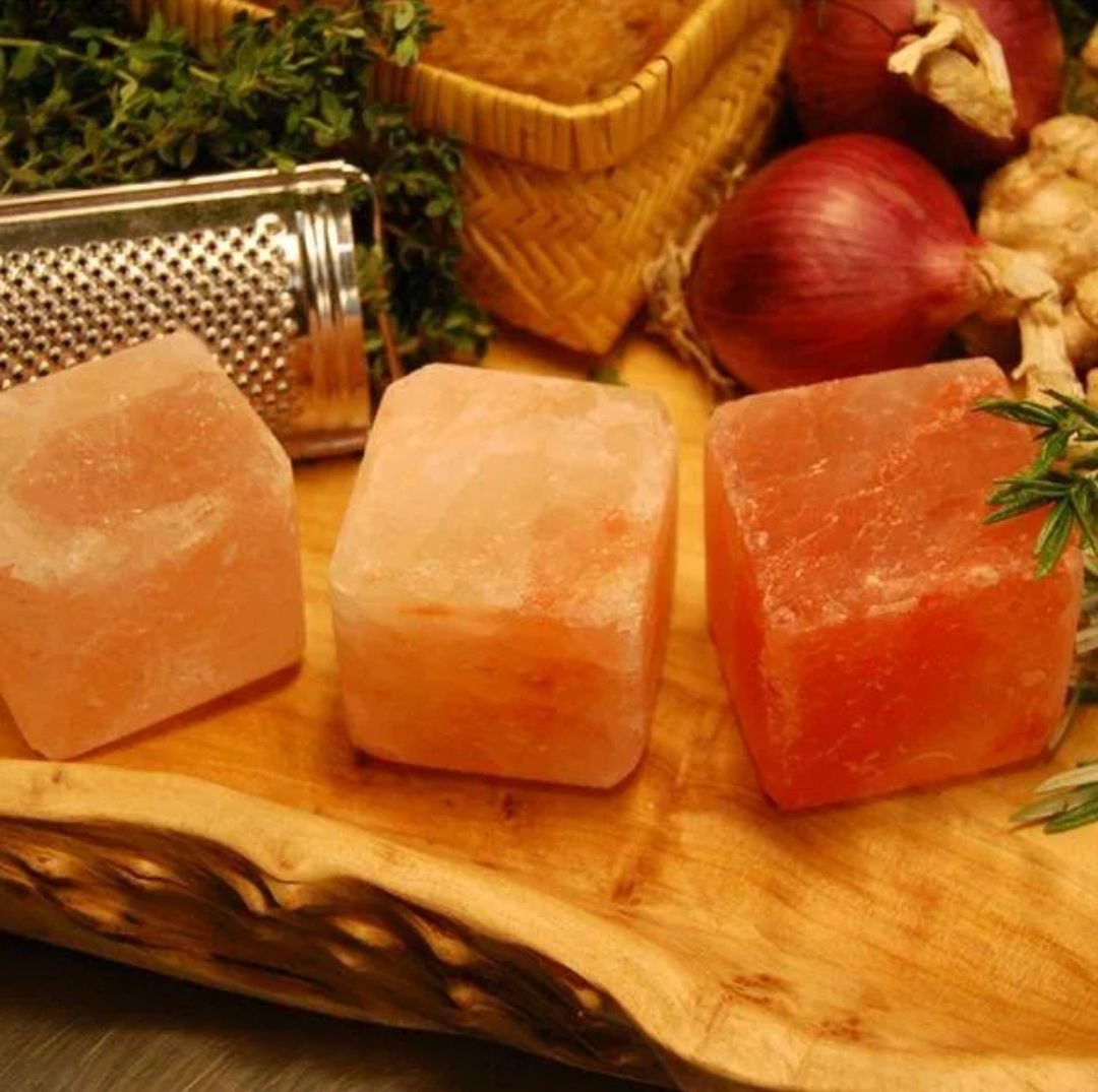 Кубики из гималайской розовой соли, ведерко 2 кг фотография