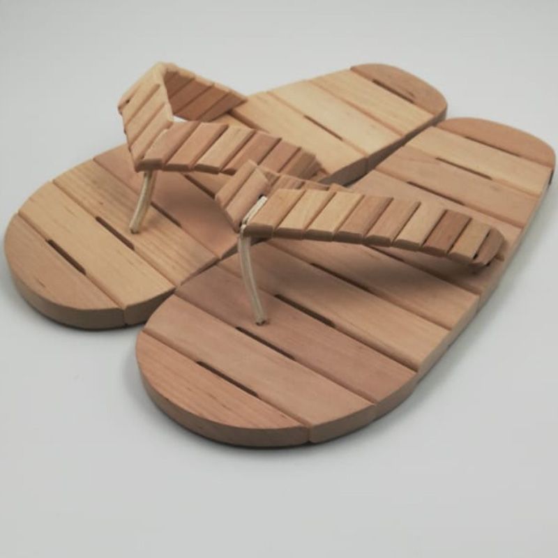 Тапки ортопедические для бани из ольхи 39-40 р. фотография