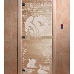 Стеклянная дверь для бани и сауны с рисунком ЛЕБЕДИНОЕ ОЗЕРО, коробка осина, прозрачная, 8 мм, 3 петли хром, квадратные 1900х700 мм (по коробке) фото товара